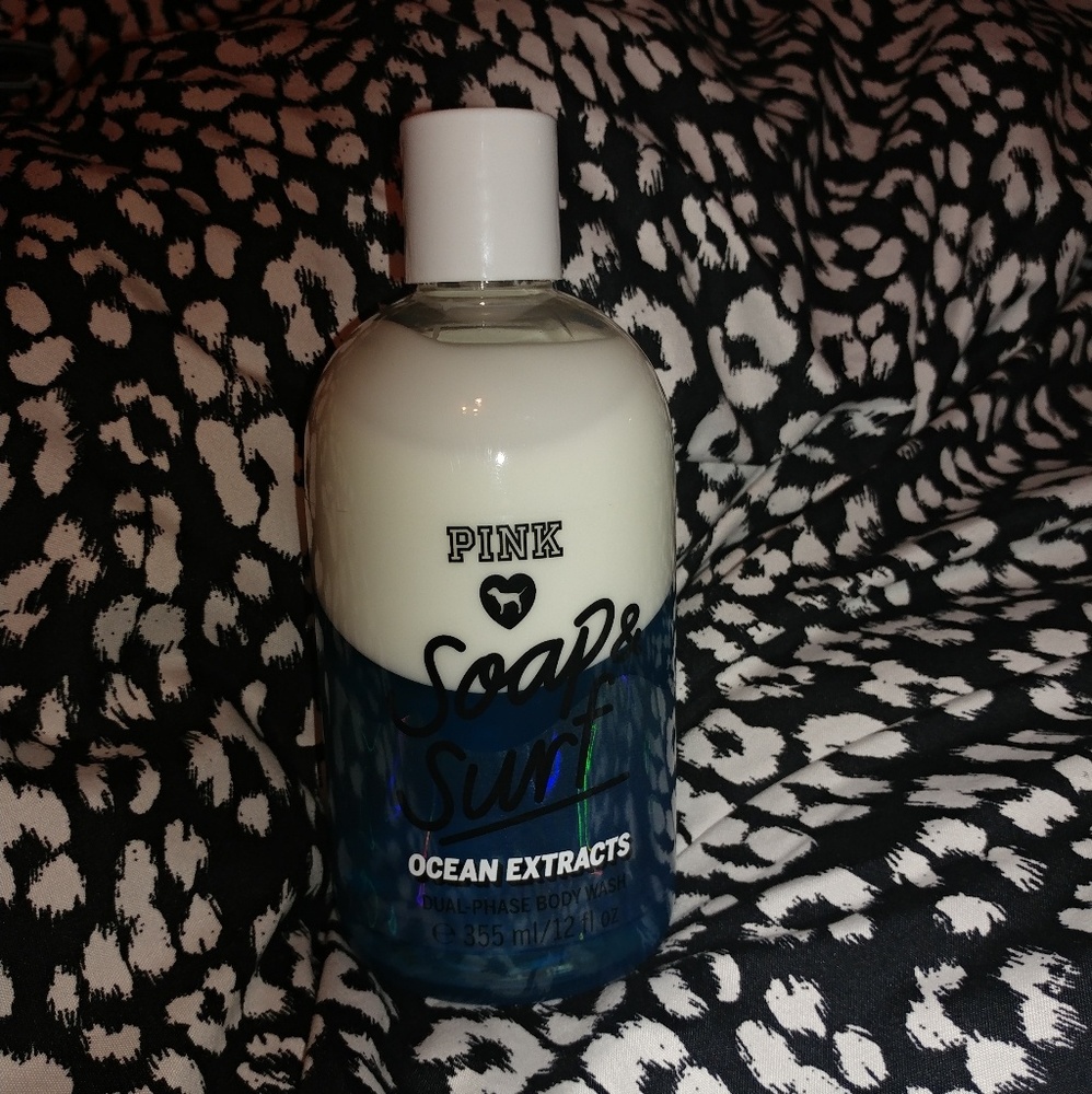 PINK VS ocean extracts body wash